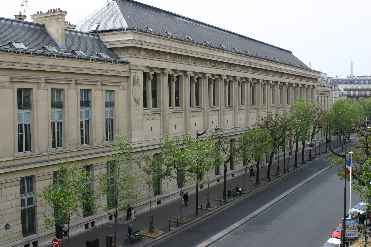 Bibliothèque Interuniversitaire de Médecine, Paris - 01.jpg
